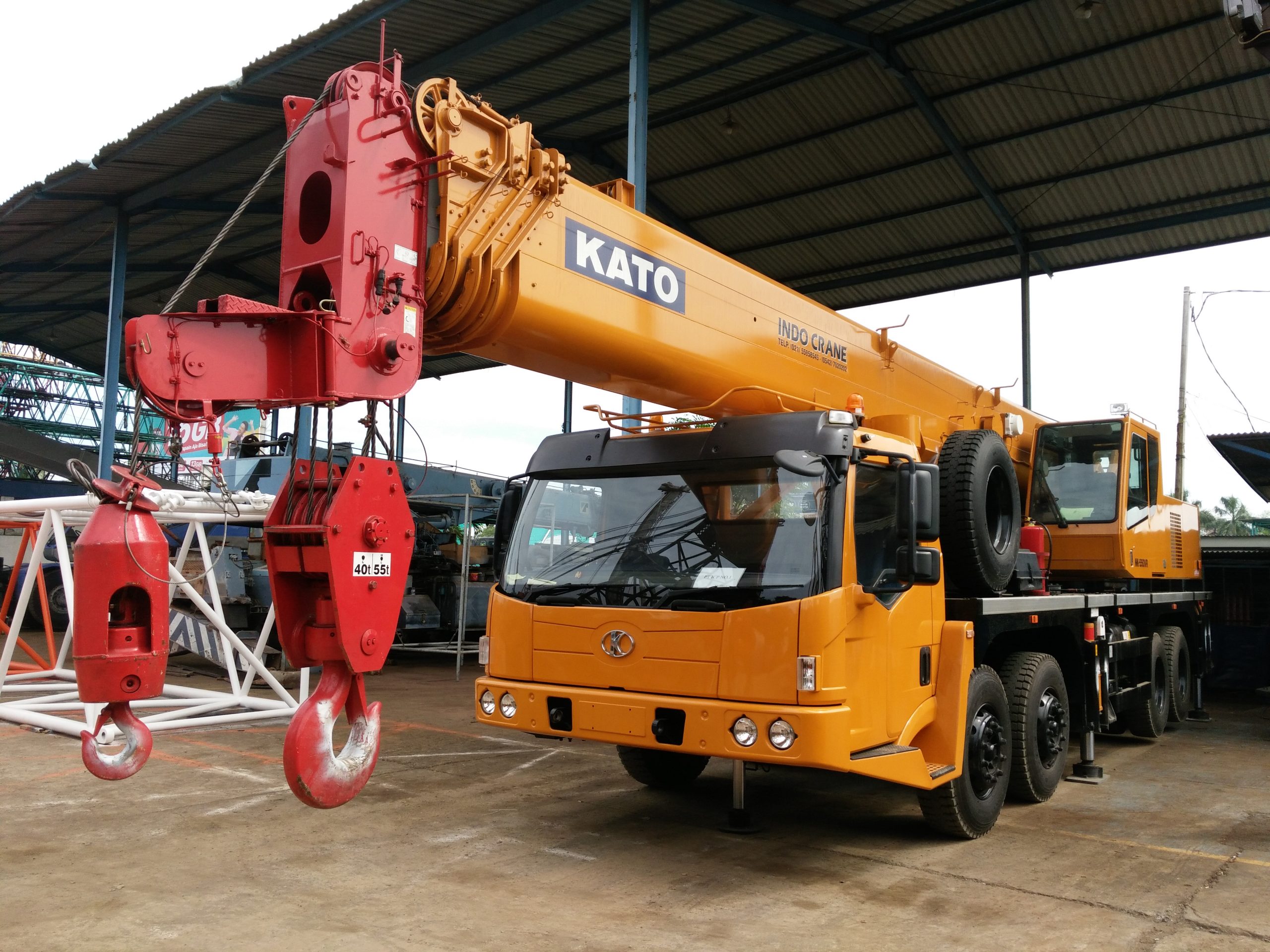 All Terrain Crane PT. Indo Crane Pratama